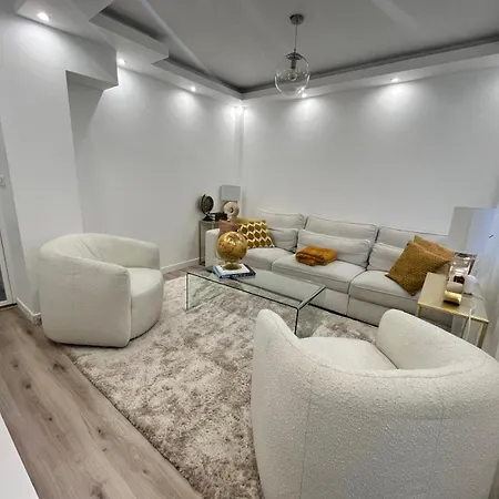 Magnifique Maison En Plein Centre Willa