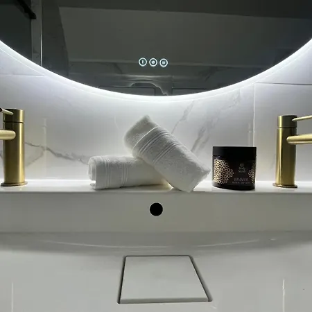 Willa Magnifique Maison En Plein Centre *